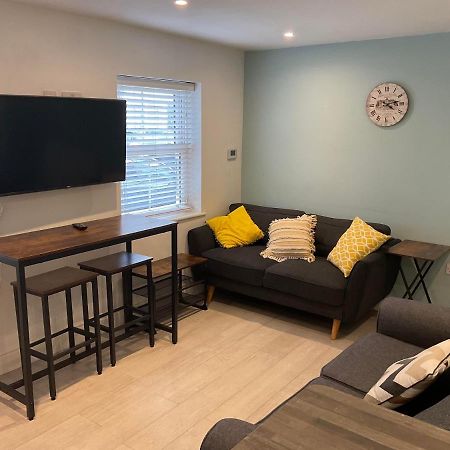 2 Bed Home From Home Apartments London Eksteriør billede